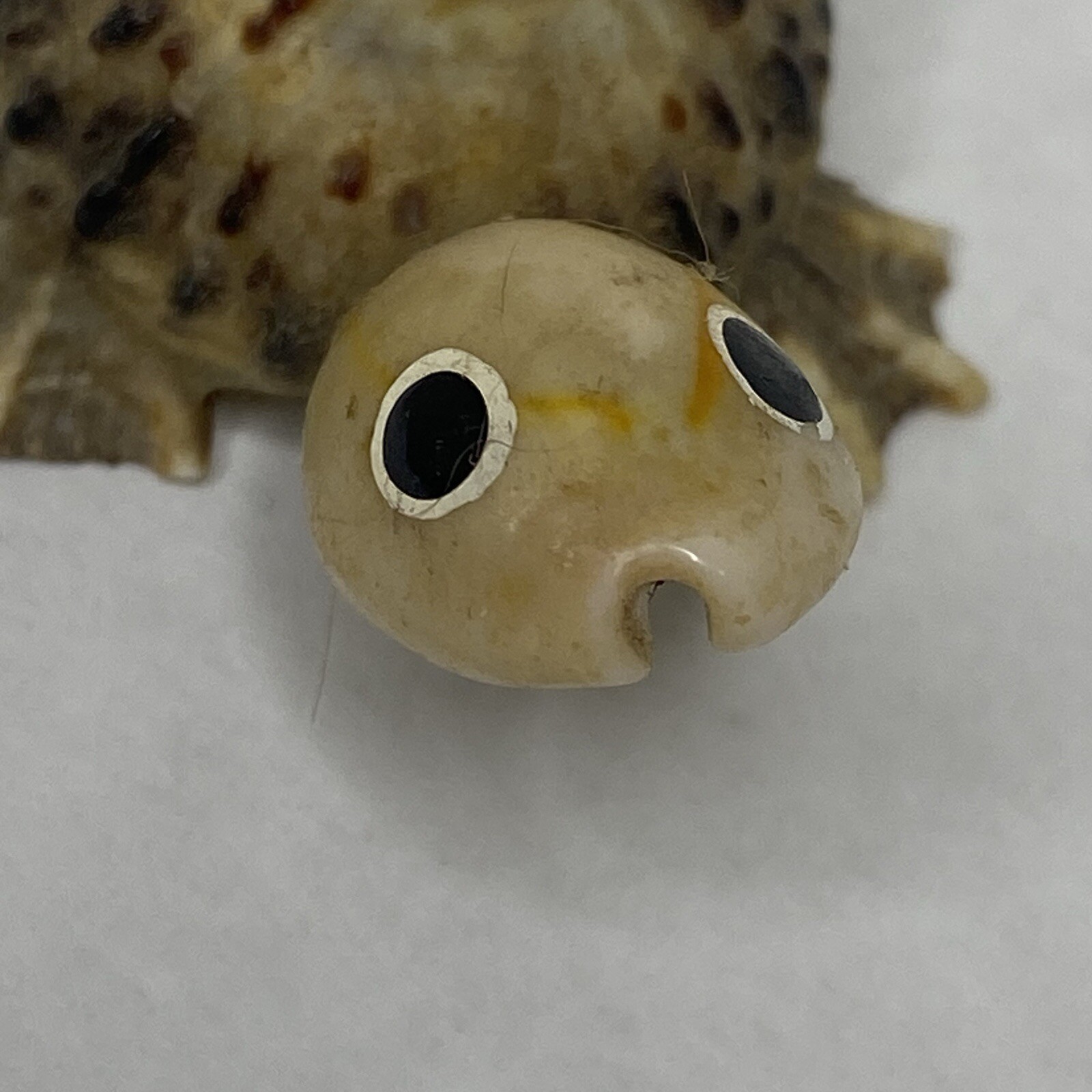 Vintage Handcrafted Seashell Shell Turtle Miniature Figurine 2.25″ Made In Japan