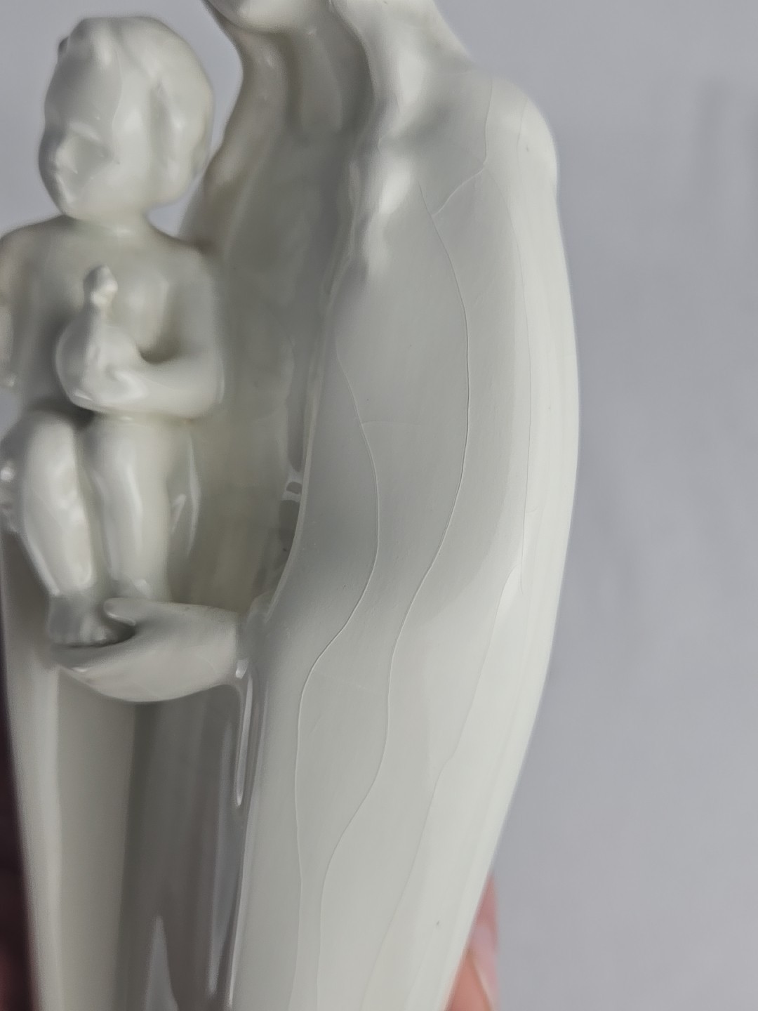 VTG “Madonna and Child” Goebel Porcelain Figurine with the Full Bee Mark HM12