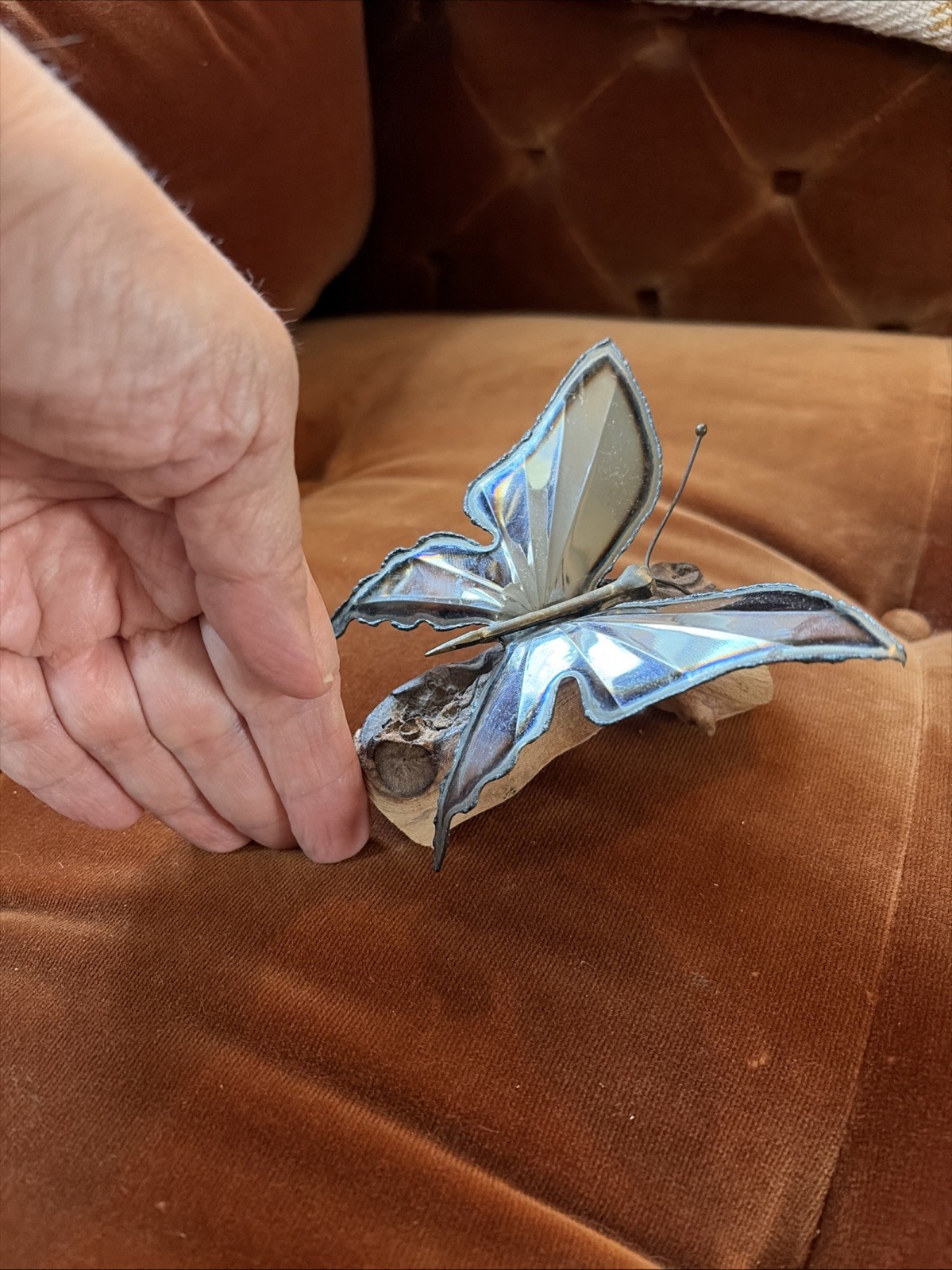 BEAUTIFUL VINTAGE BUTTERFLY METAL SCULPTURE ON DRIFT WOOD BASE
