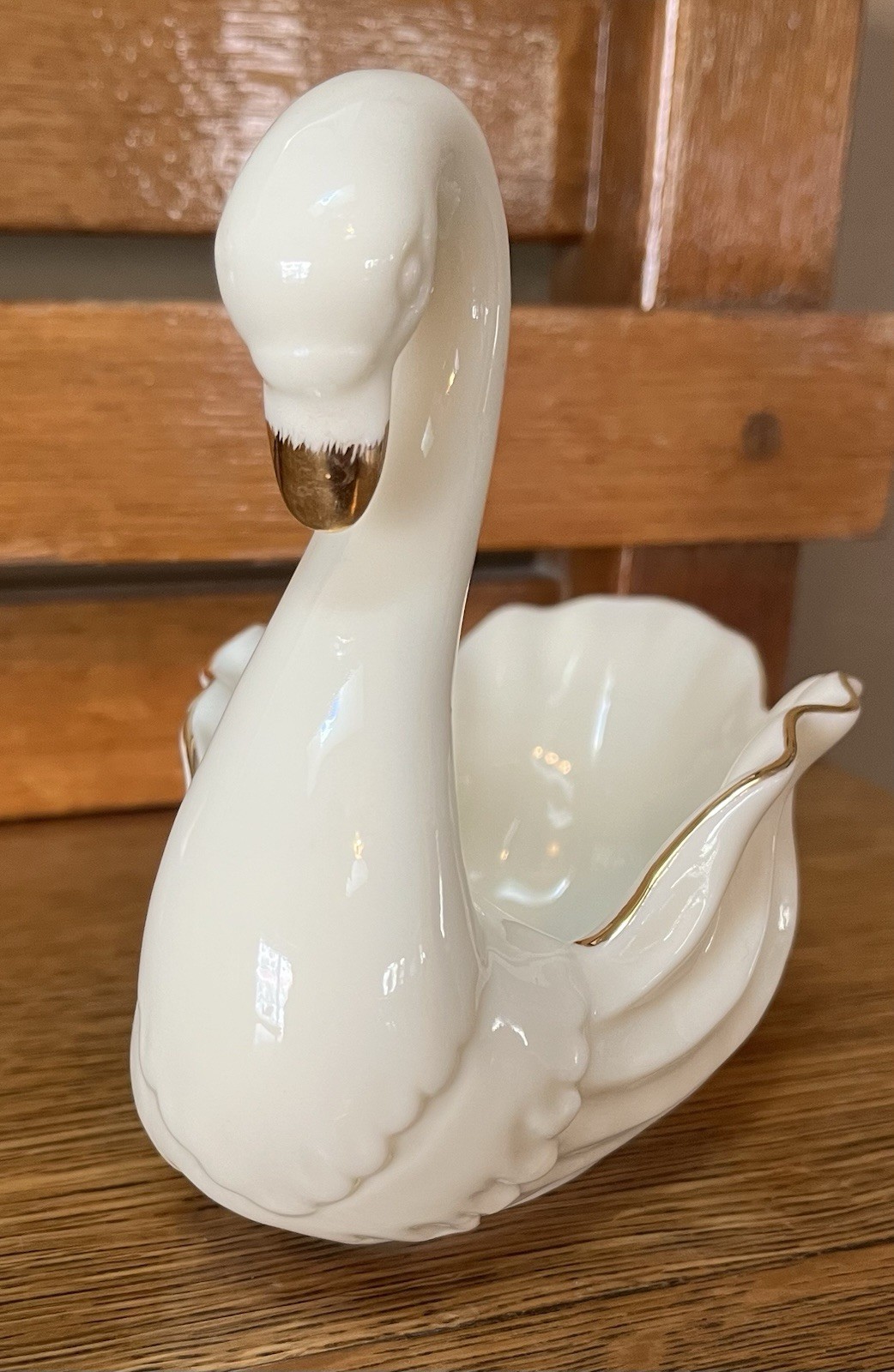 VTG Baum Brothers Formalities Porcelain Swan Figurine Trinket Dish Gold Trim