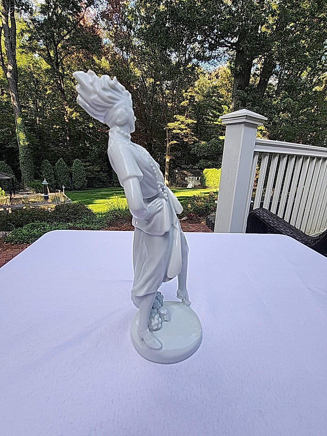 Vintage Augarten Wien Porcelain Lady Figure Figurine Porzellan Figur Vienna Read