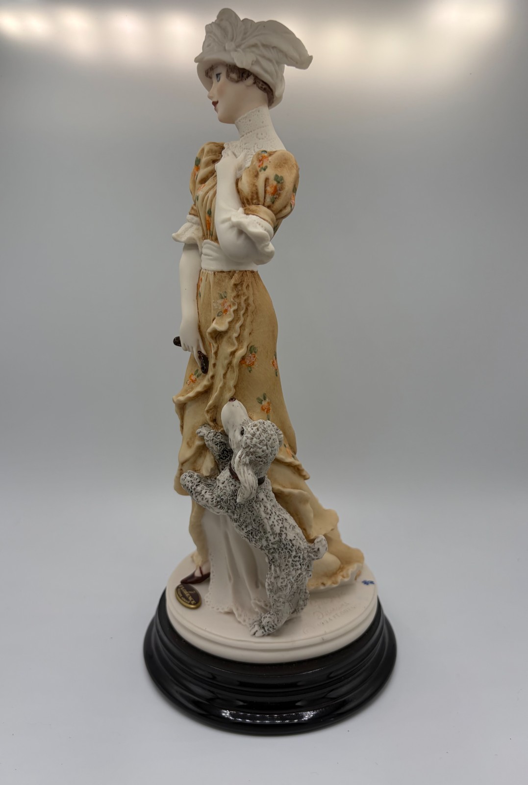 Giuseppe Armani Florence Figurine Dear Friends 0532C Lady with Dog Poodle 1994