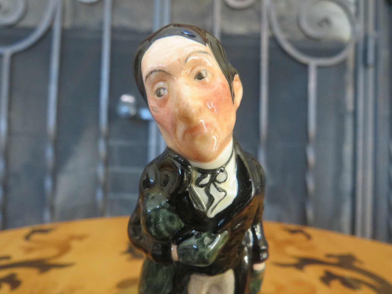 Royal Doulton Dickens Character Series 1 Stiggins 4″ Figurine M50 Harradine 1931