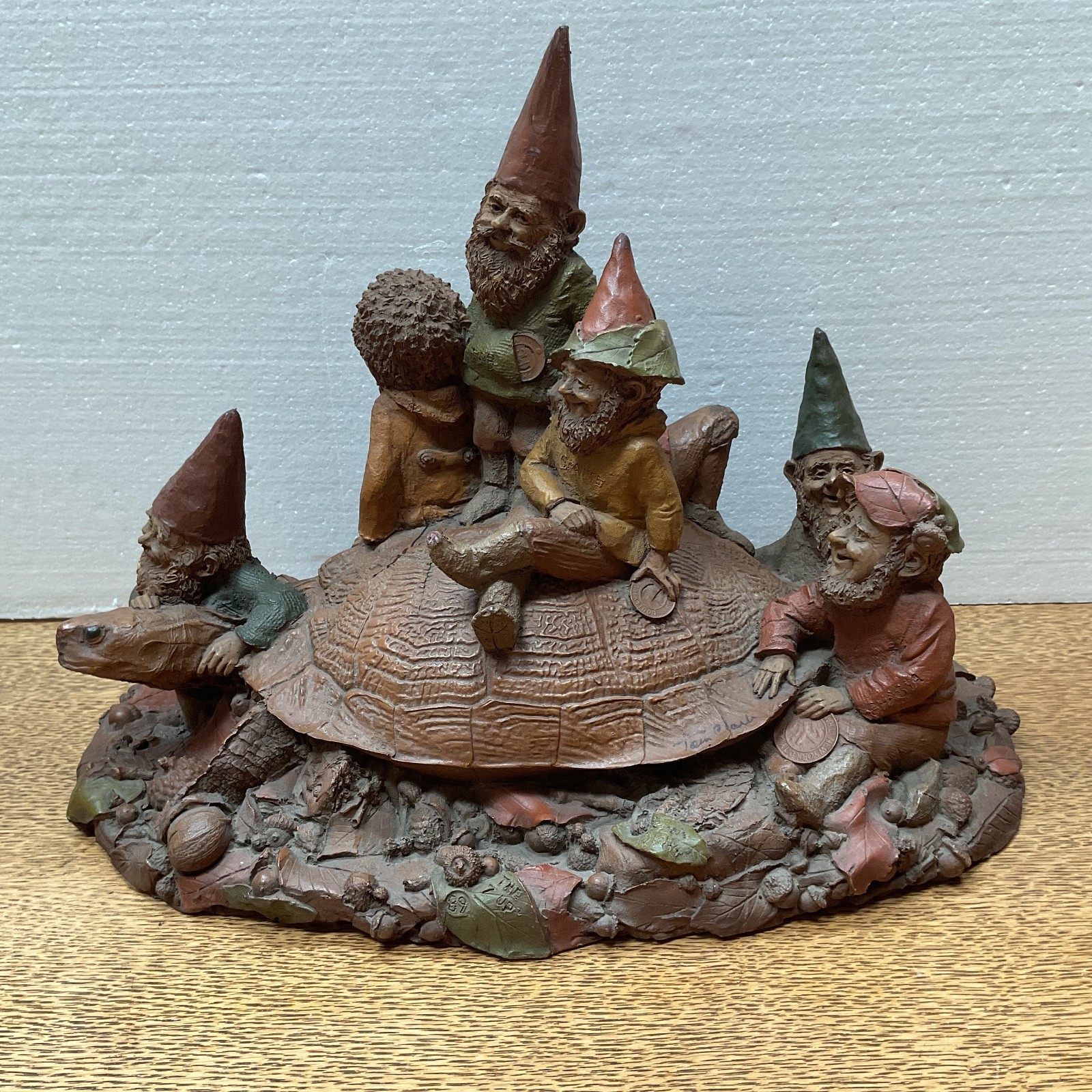 VTG. – Tom Clark Gnome – Cairn Studio – The 7 Up #1070 – Signed – 1984 – Lot 89