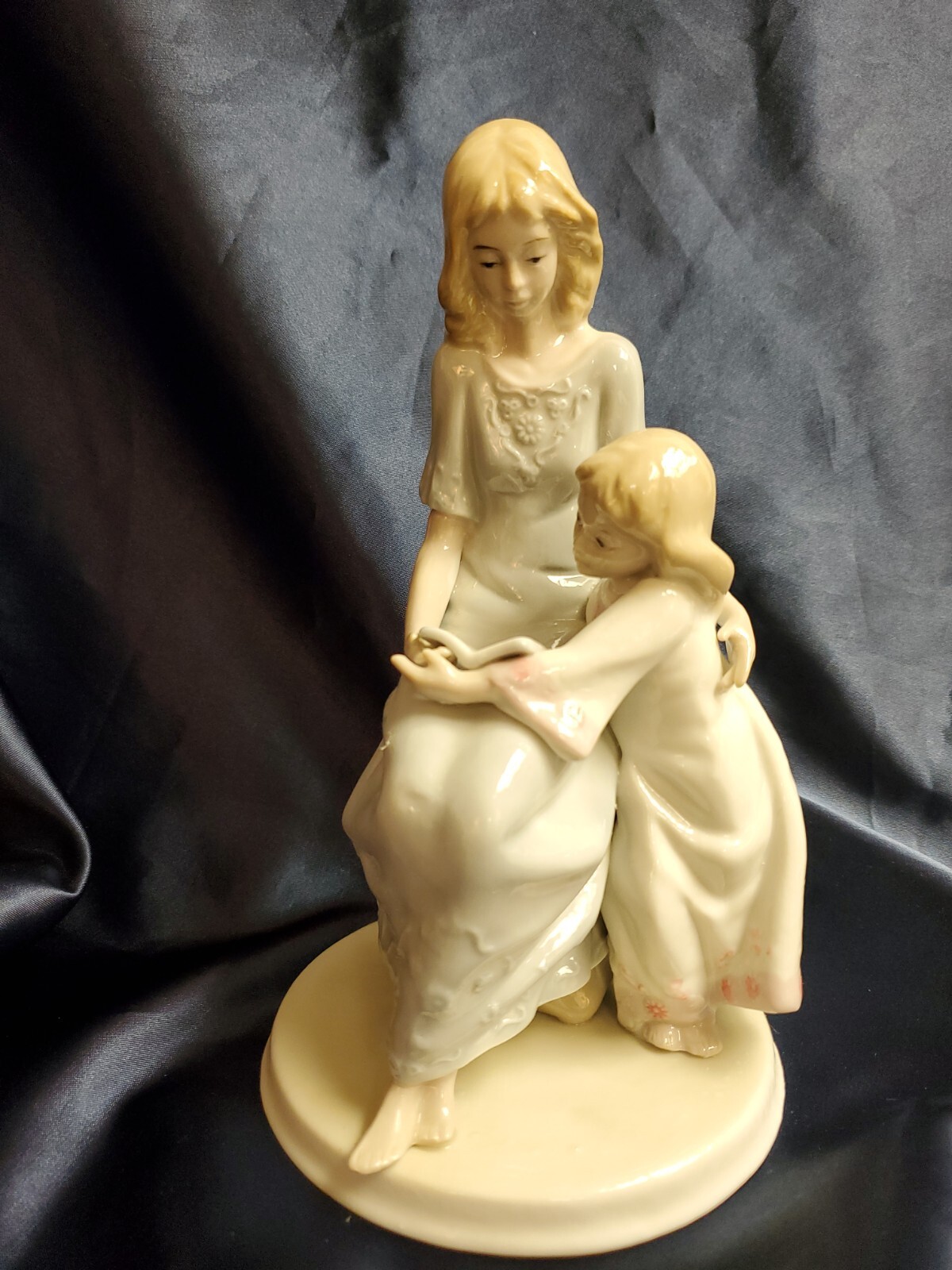 Meico Paul Sebastian Story Time Figurine Mother Reading To Child Porcelain