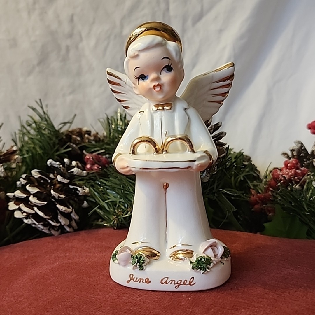 Vintage Napco June Boy Angel Figurine Holding Golden Rings Japan #1300