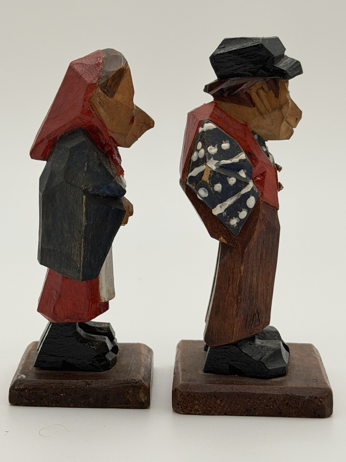 Vintage HAND CARVED wood figures- 1940’s SIGNED G. Wilson-Americana FOLK ART!