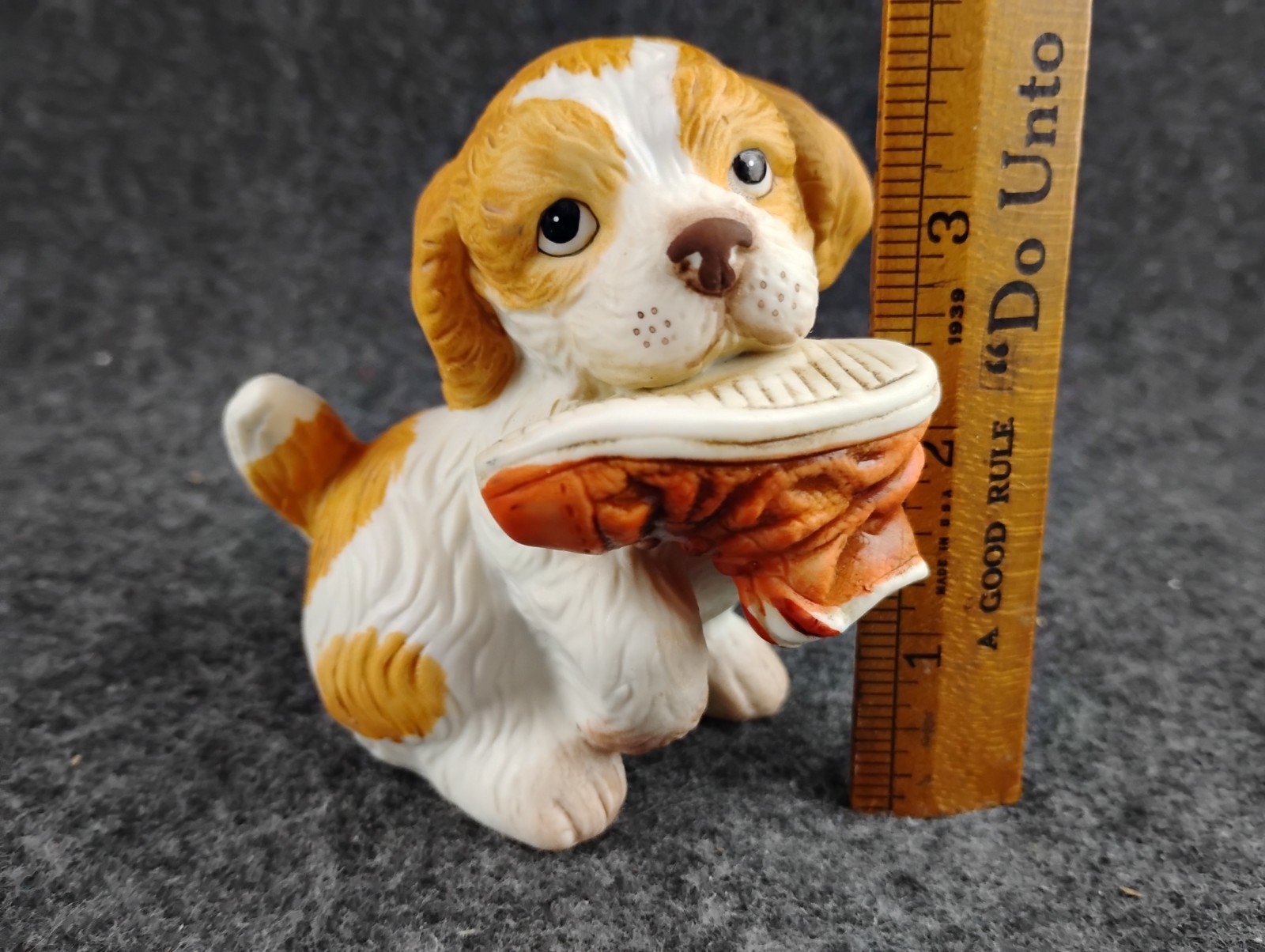Vintage HOMCO Home Interiors Puppy Dog Figurine Chewing on Shoe 1405