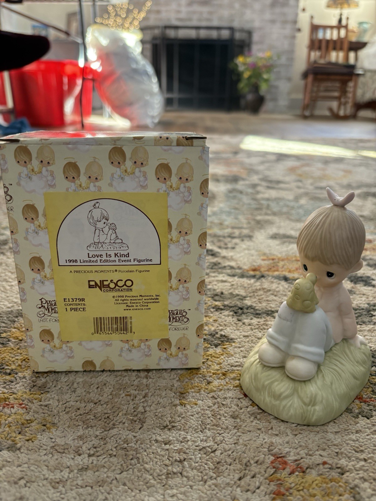Vintage Precious Moments Love Is Kind Figurine 1998 Enesco Limited Edition Boxed