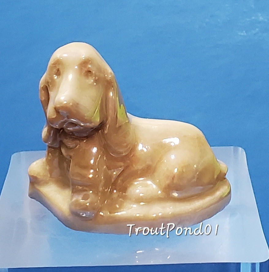 Wade Whimsies Bassett Hound Family Pets 2006 Dunstable Collectors Fair Pearlized