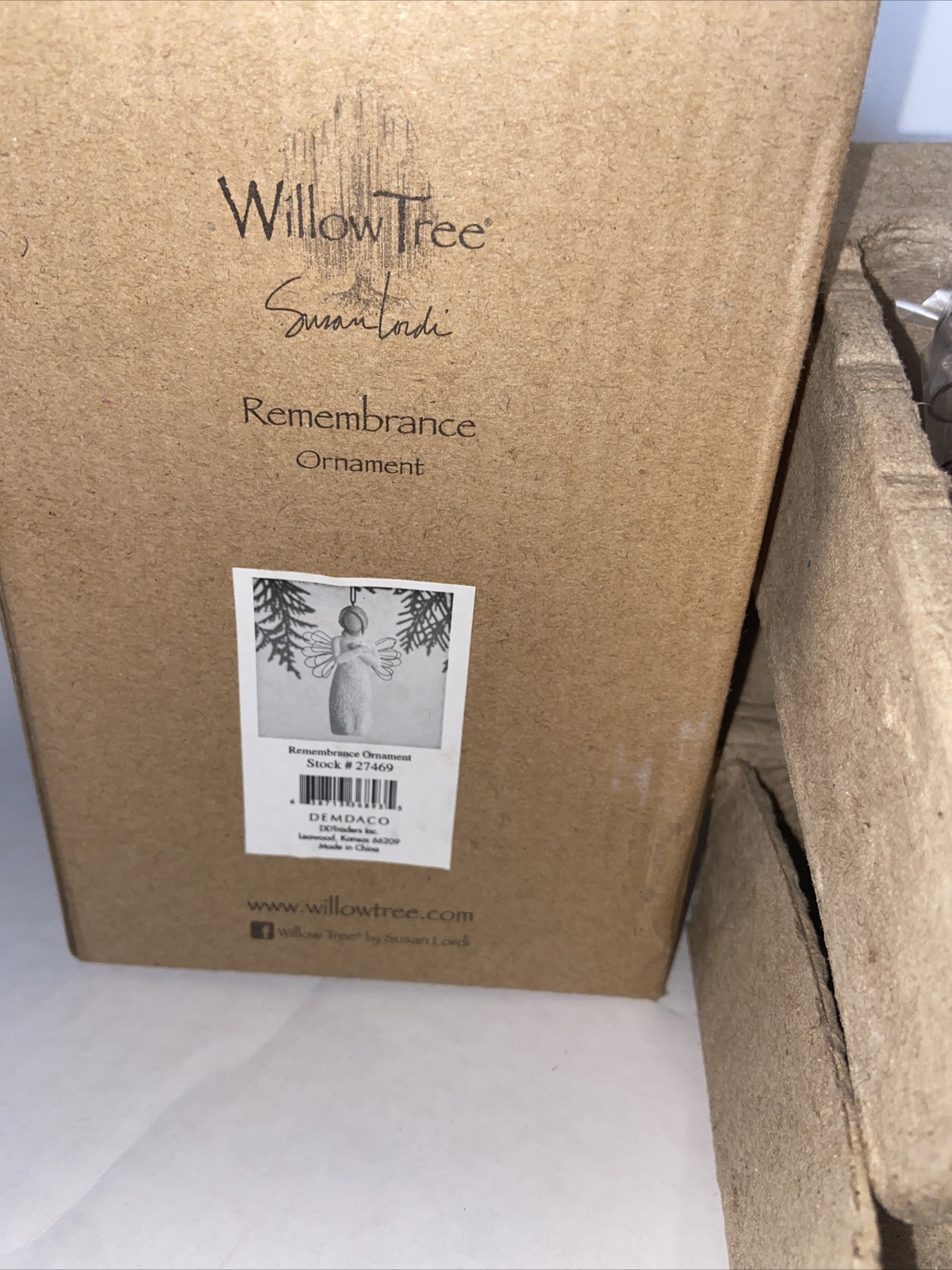 Demdaco Willow Tree Angel Ornament “Remembrance” 27469