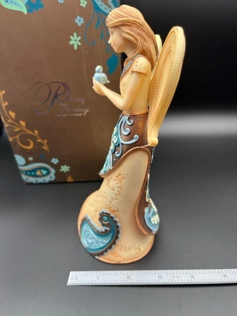 Perfectly Paisley Friendship is the Greatest Gift Angel 76002 – New in Box