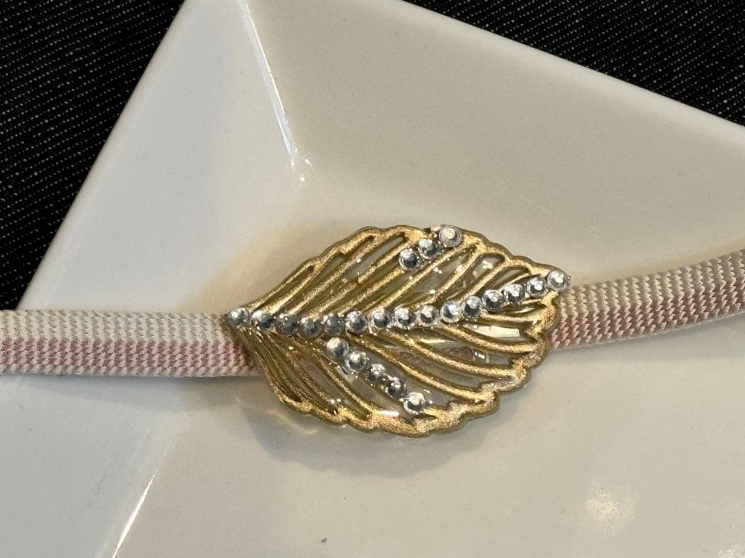 Golden Leaf Crystal Obi Clasp Handmade 4.8cm W x 3.0cm H Used