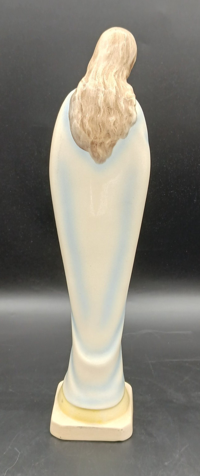 Vintage M J Hummel Goebel Praying Madonna Virgin Mary Figure, W. Germany 10.25″H