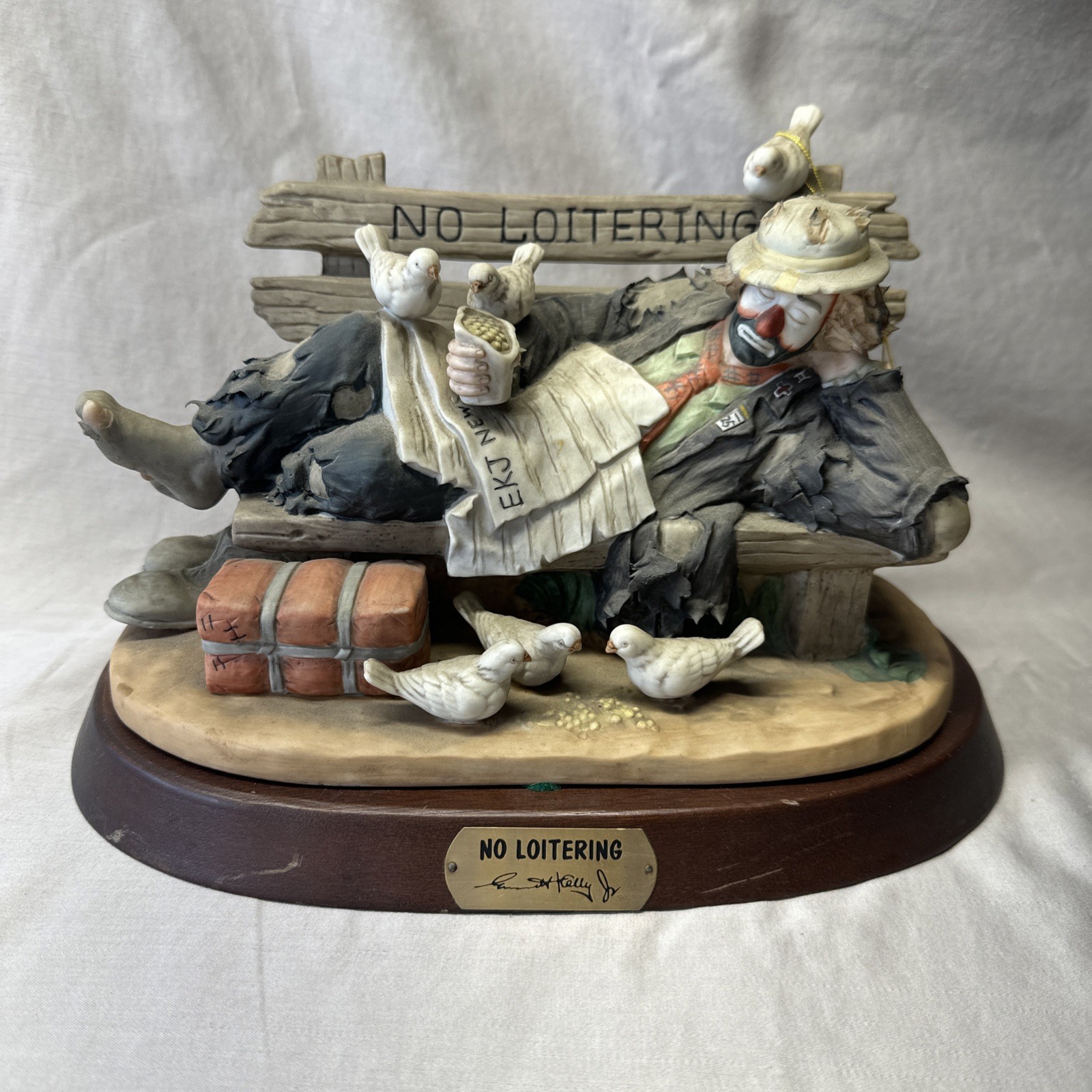 Emmett Kelly Jr Collection “No Loitering” Figurine 3706/7500 – Flambro