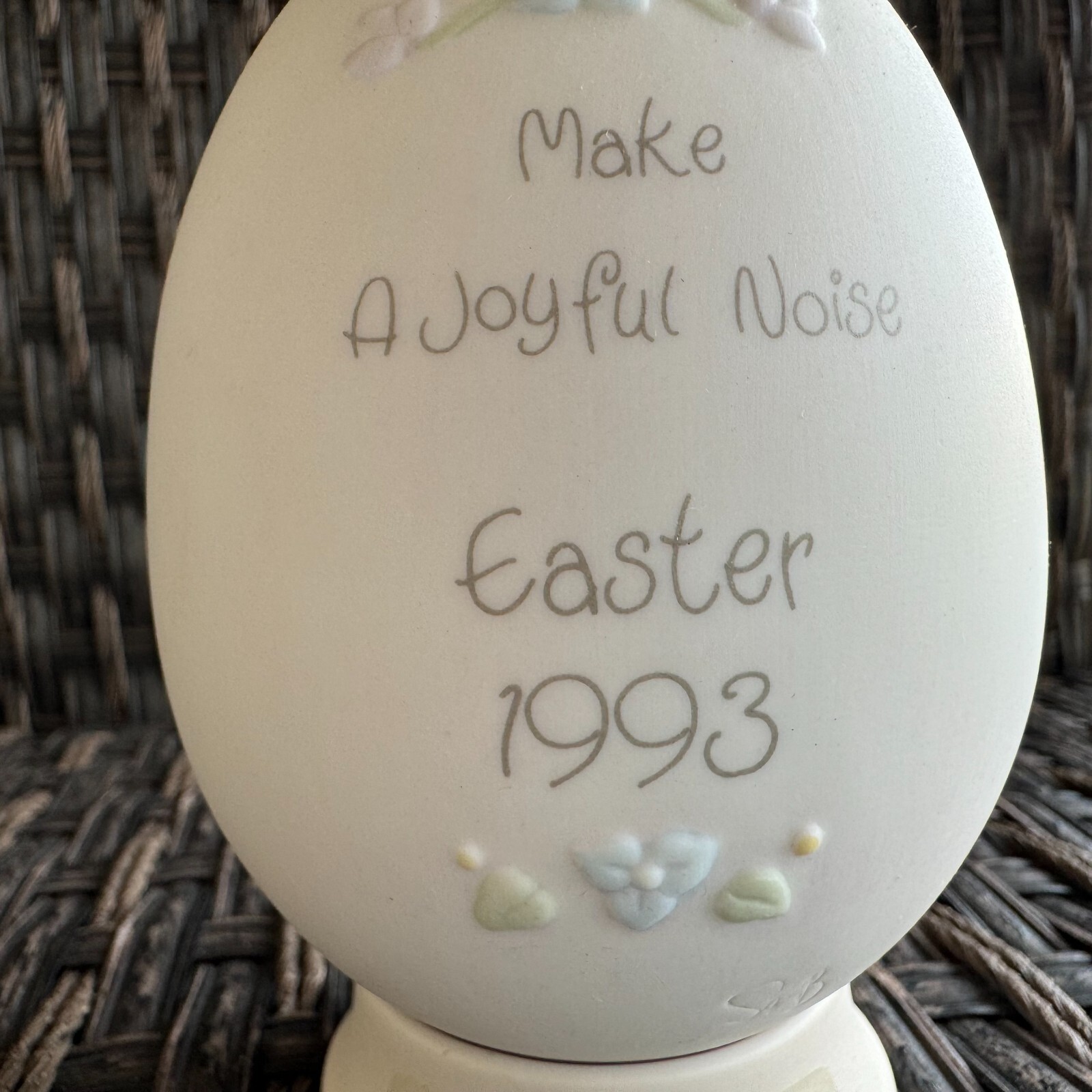Precious Moments Figurine 1993 Easter Egg Make A Joyful Noise Girl Goose Holiday