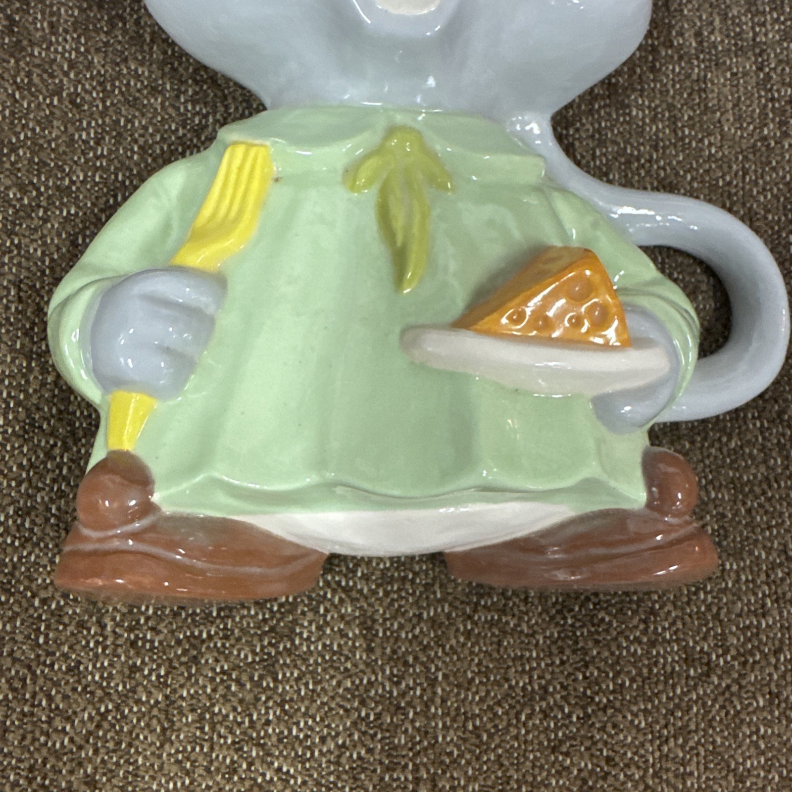 Vtg 70s large 3D Hand Painted Ceramic Mouse Wall Décor 12.5″ x 12 3/4″