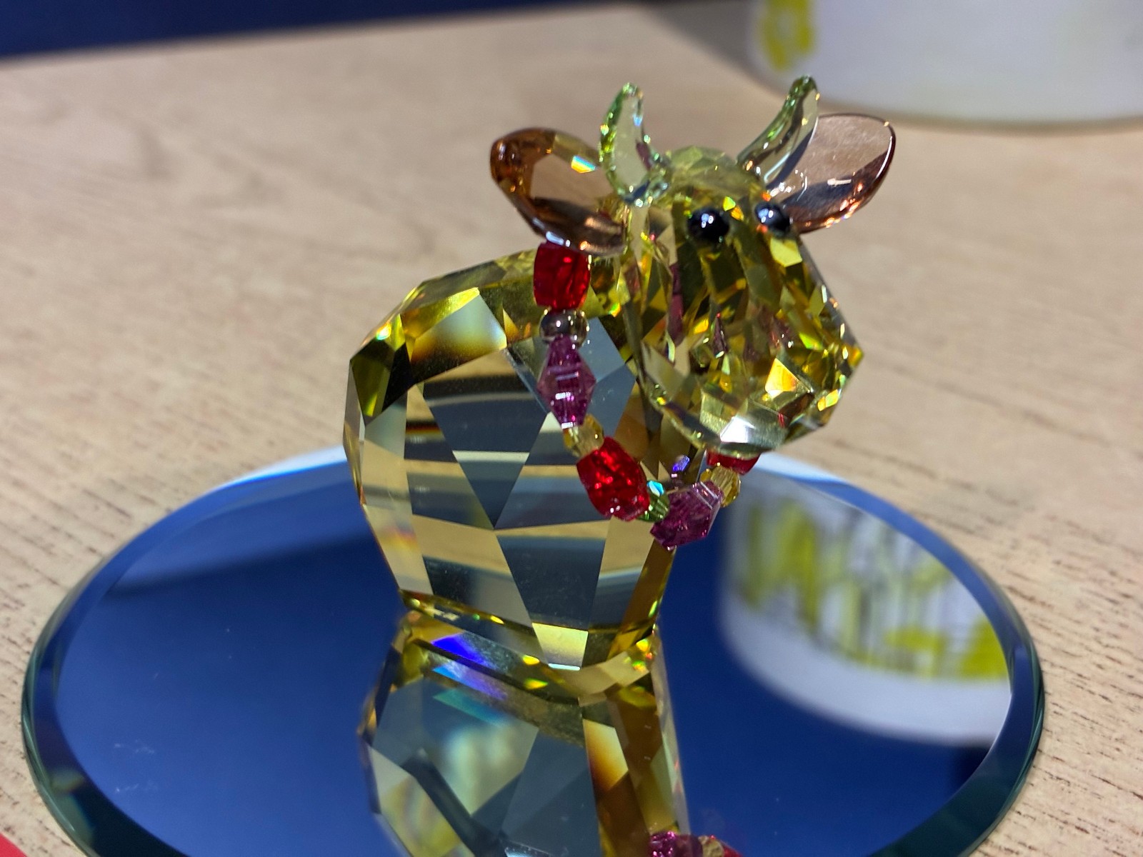 SWAROVSKI LOVLOTS 2011 SUNSHINE MO LIMITED EDITION COW 1093651 MIB with Cert