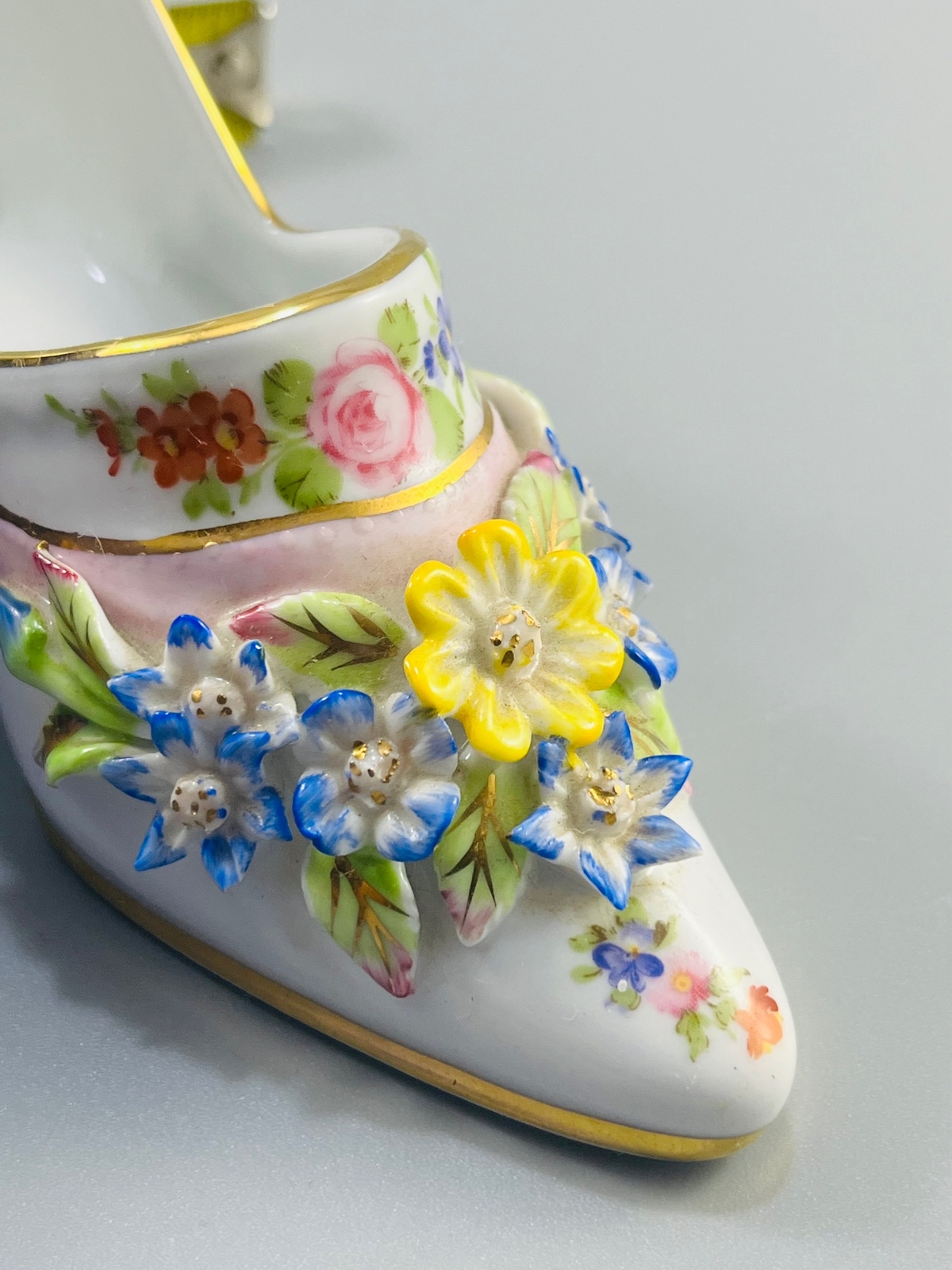 Cracker Barrel Porcelain Victorian Style Floral High Heel Shoe Figurine 5″x 3.5″
