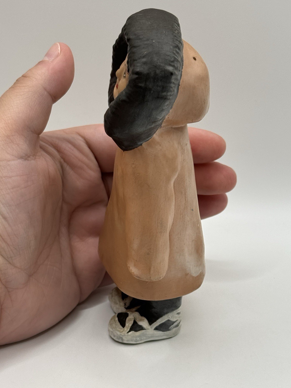 Vintage 1937 Eskimo Young Girl Plaster Figure Hand Painted Figurine Decor ***