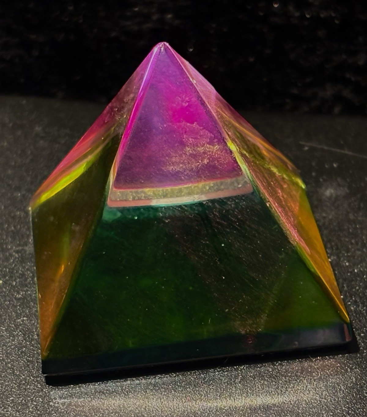 Multicolor Resin Pyramid Figurine Glossy Art Decorative Collectible Sculpture