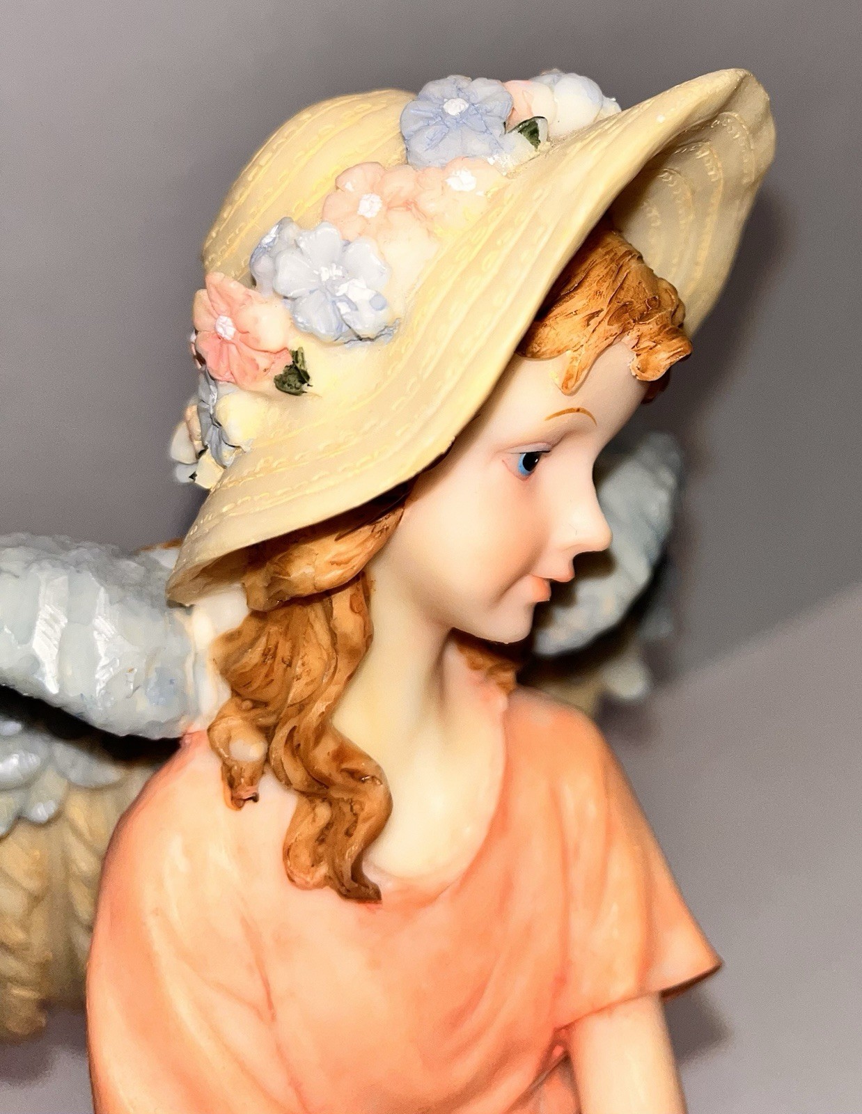 Giovanni Collection Porcelain Angel with Deer Figurine 9.5” Excellent Condition