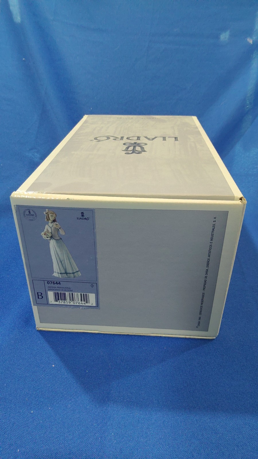 Lladro “Innocence in Bloom” 7644 Porcelain Figurine 1996 With Original Box Mint