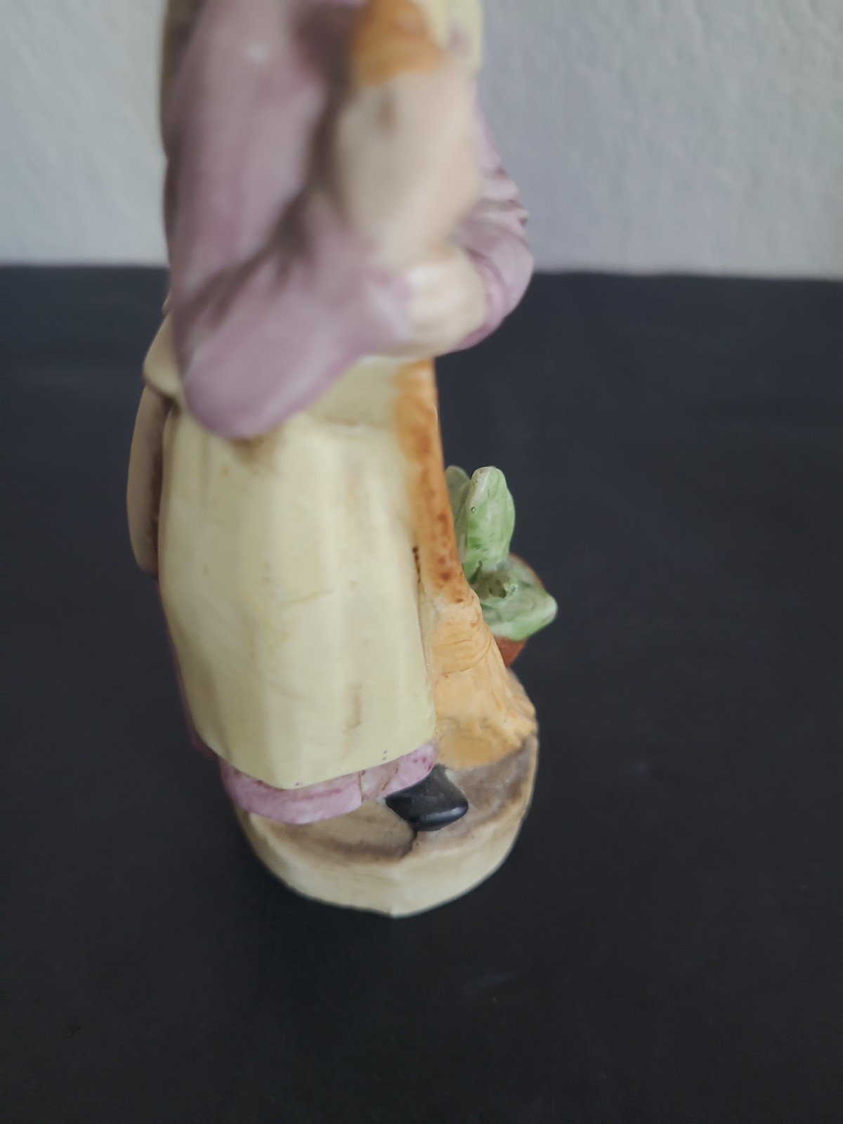 2 PC SET ARDCO FINE QUALITY DALLAS COUPLE FIGURINES # C-2704 – 5.5 inch
