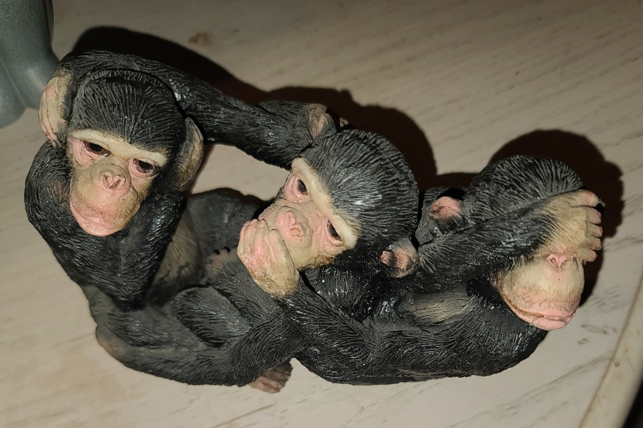 Speak/See/Hear No Evil Wise Monkeys PBD-32 Resin Figurine/statue