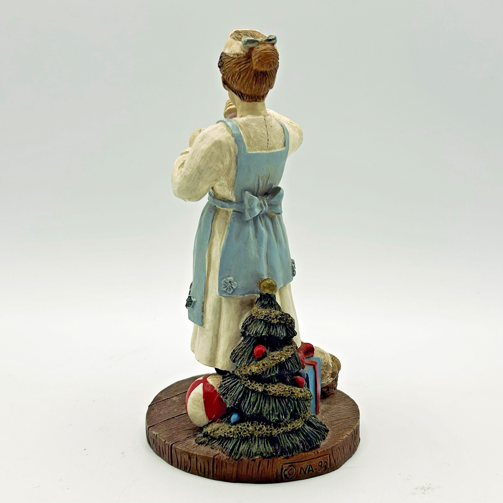 Vtg 1993 Nurse Figurine Stone Resin 6in Puppy Christmas Tree Signed NA Americana