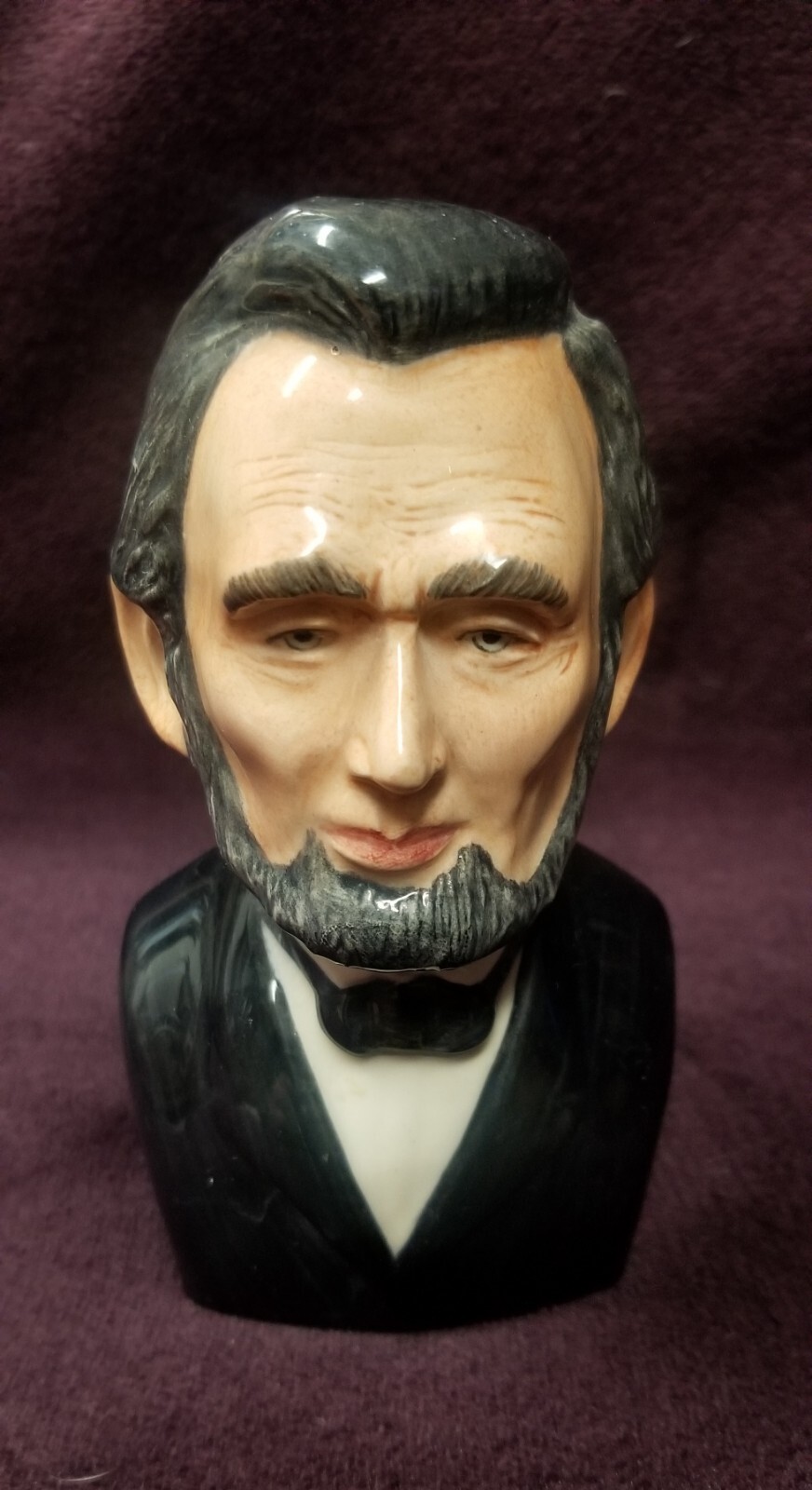 NEW RARE USA PRESIDENT ABRAHAM LINCOLN BAIRSTOW MANOR POTTERY JUG GOLD SILVER