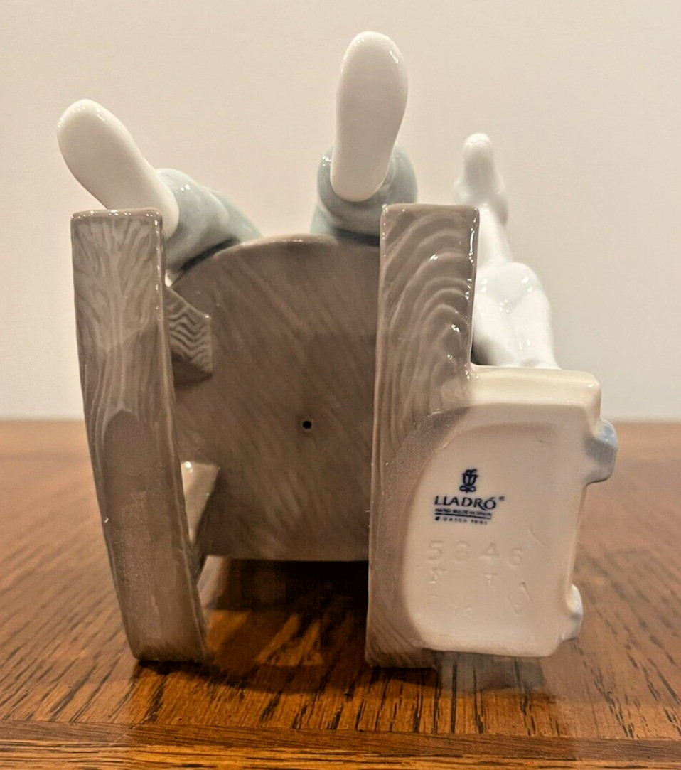 Lladro Porcelain Figurine #5846 All Tuckered Out Boy Sleeping Original VTG Box