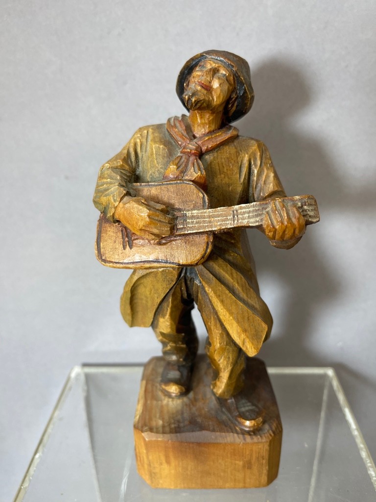 Vintage Anri Hand Carved Wooden Musician Guitar Player Figurine 7″