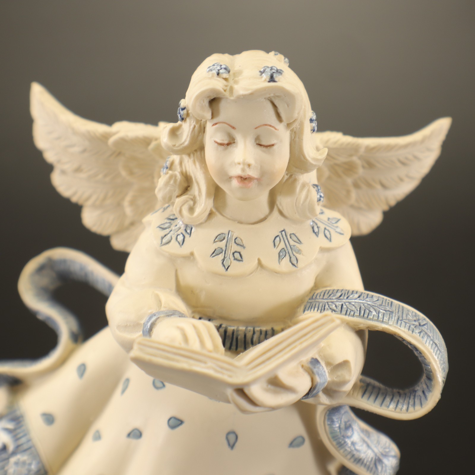 Sarahs Angels Little Bit of Heaven CAROLINA 00209 Betty Singer 2001 Vintage 3″