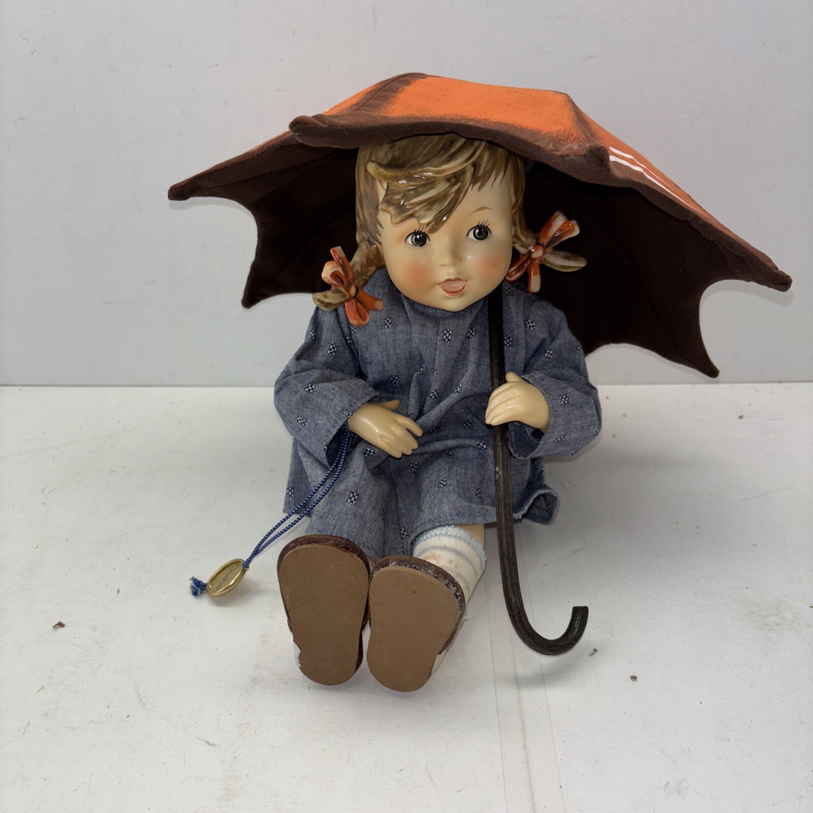 Vintage 1988 Goebel MJ Hummel Umbrella Girl Figurine Porcelain & Fabric