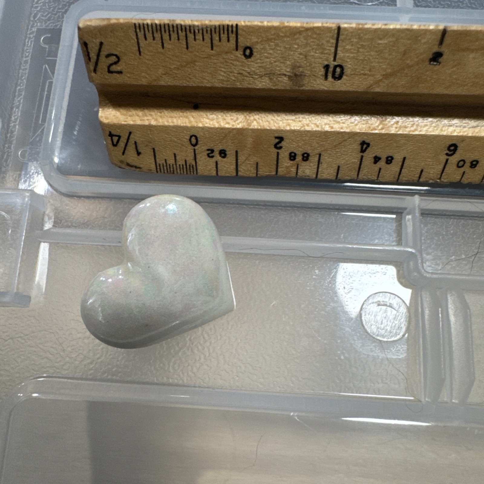 Heart-Shaped Stone Figurine Decorative Collectible