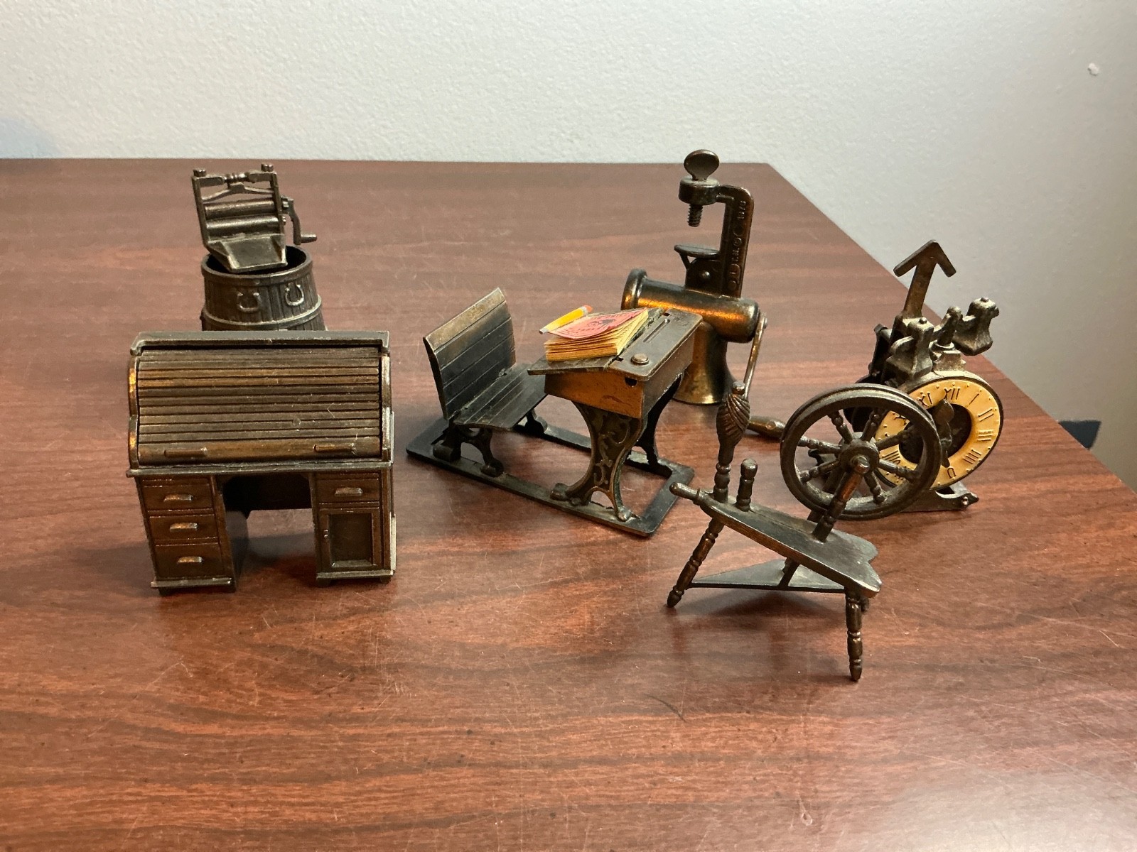 Vintage Durham Industries Lot Of 6 Die-Cast Apex Metal Miniature Furniture