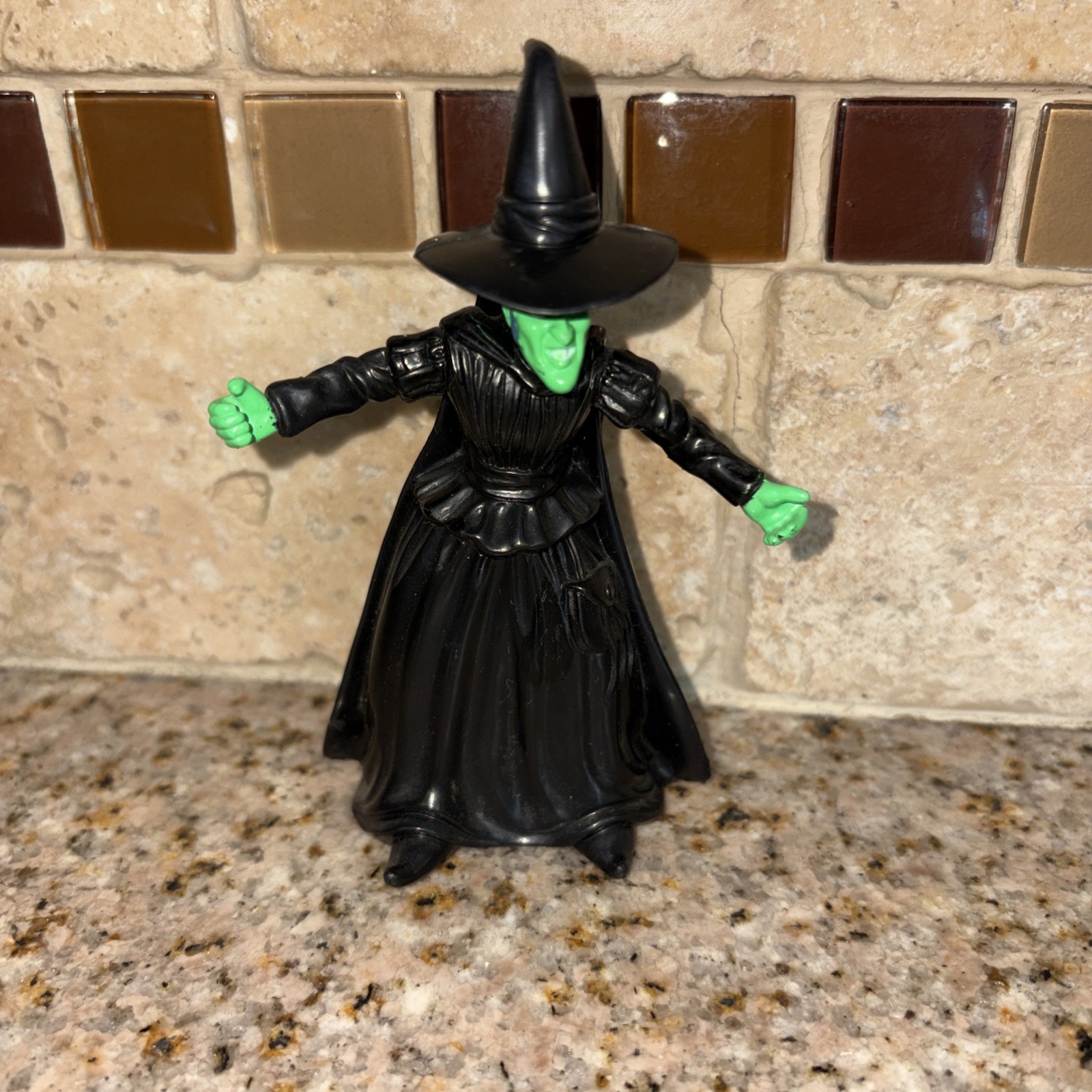 Wizard of Oz WICKED WITCH ELPHABA Toy Figure NO BROOMSTICK Land of Oz RARE #4278