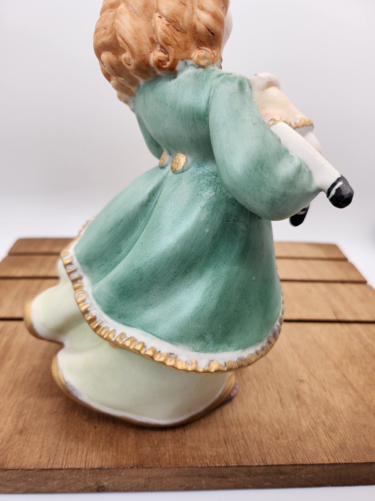 7″ – Vintage Atlantic Mold – Woman Holding A Child – See All Photos
