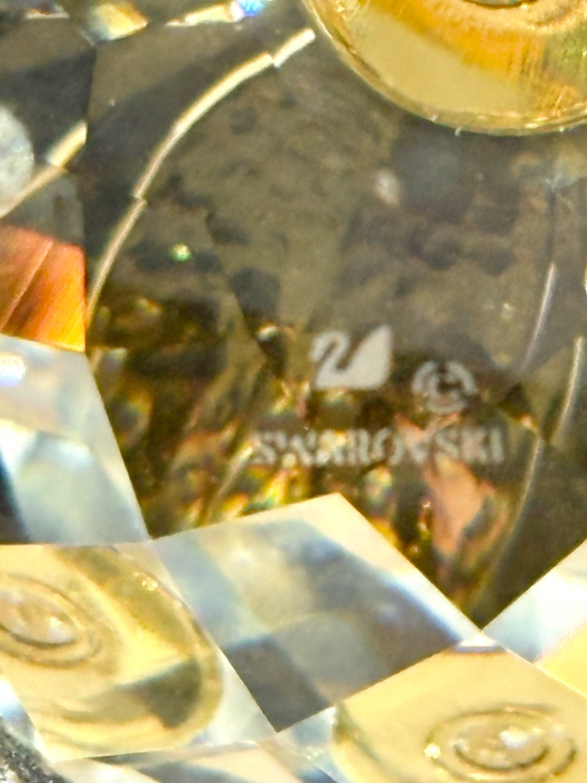 Swarovski Silver Crystal Large Pineapple Gold Hammered Leaves 7507 105 001 Box