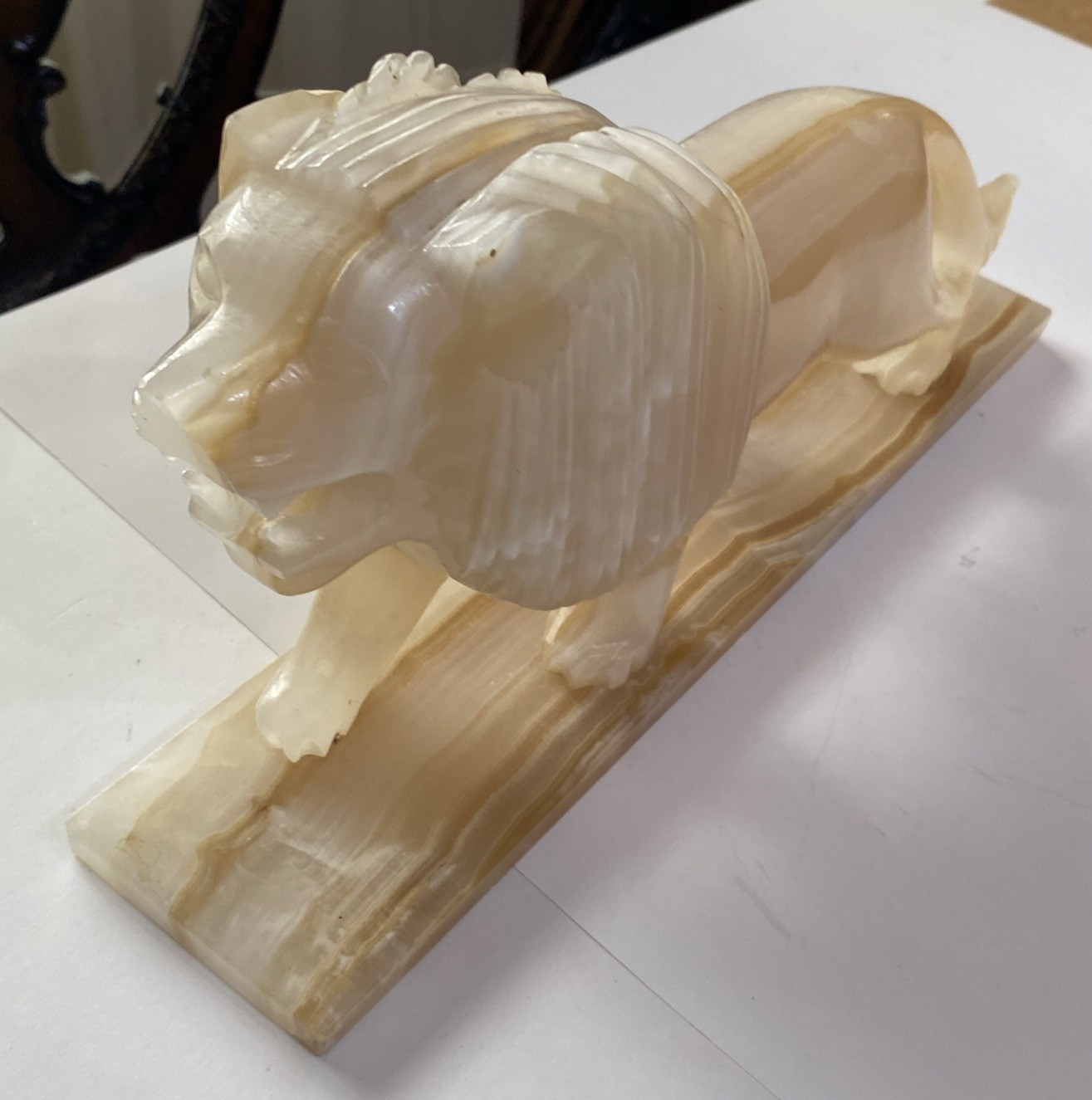 Large Marble Onyx Lion Statue Figure Sculpture Hand Carved Impressive 13 Pounds