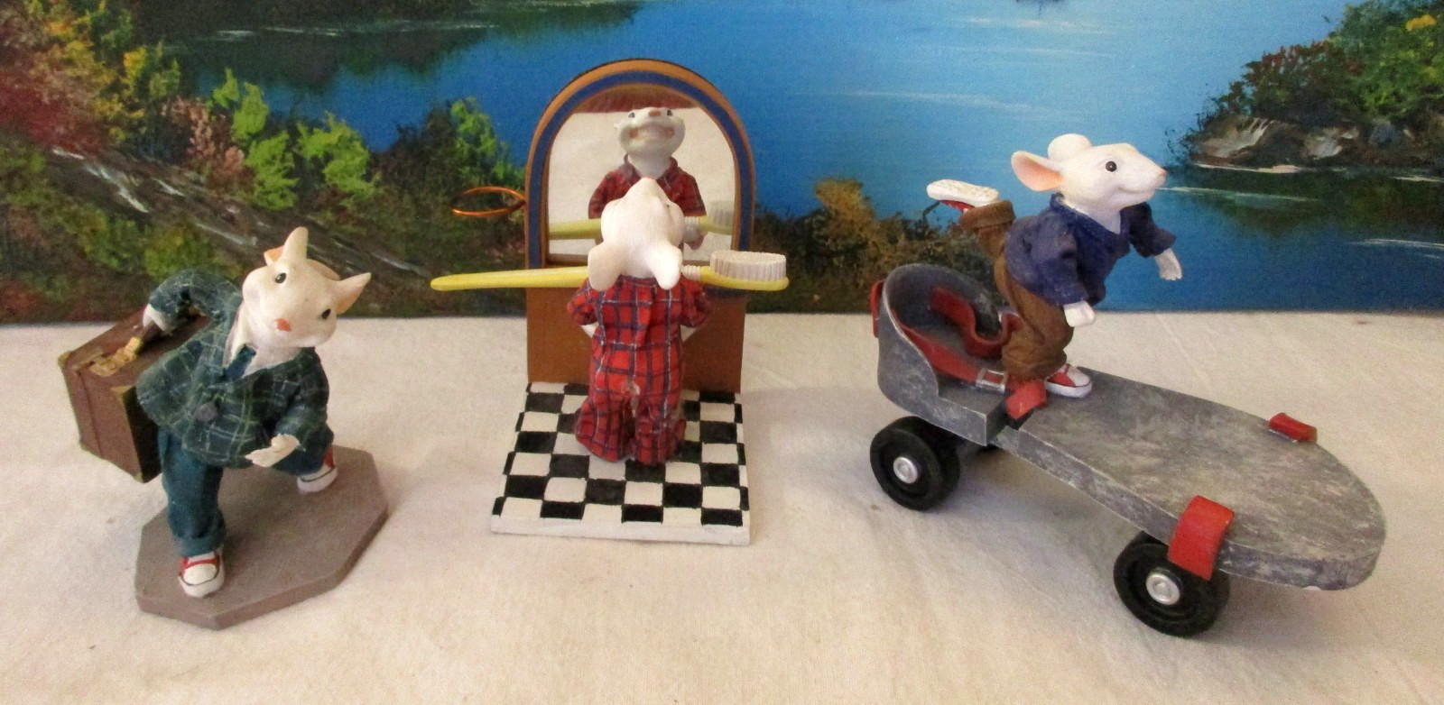 Lot of 3 Madame Alexander Stuart Little Figures Skating/Smiling/Traveling Stuart