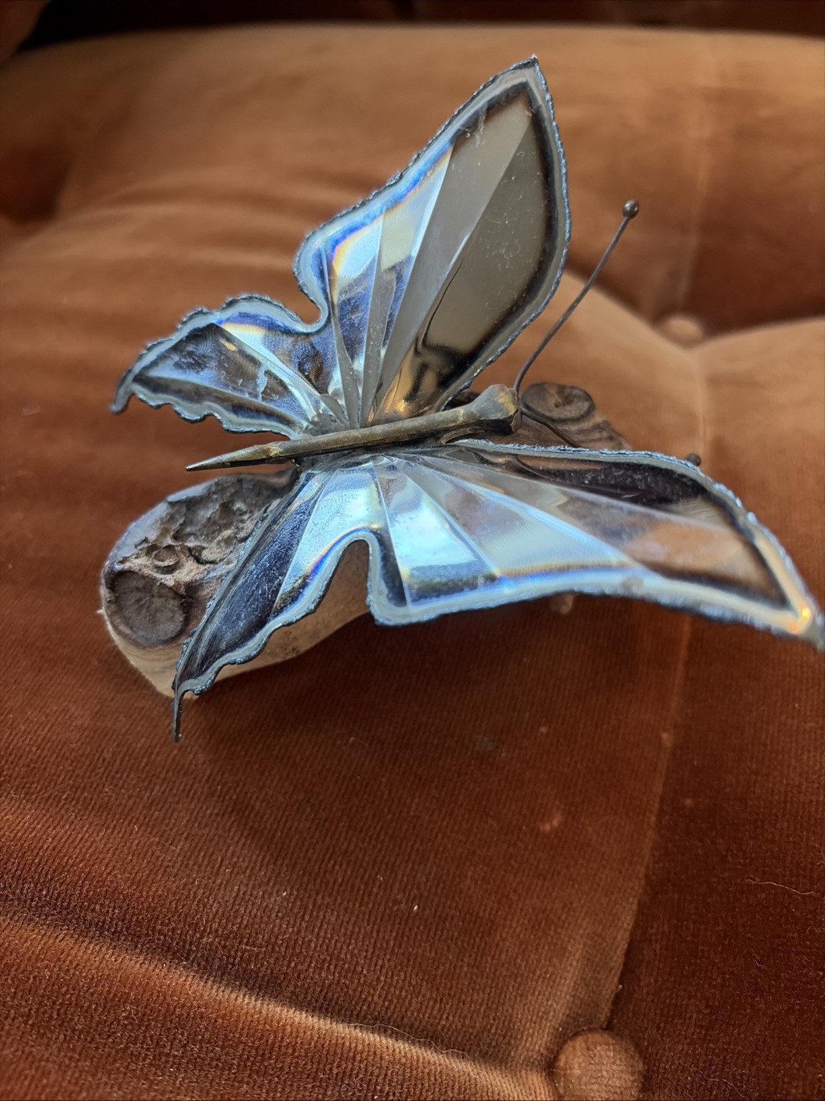 BEAUTIFUL VINTAGE BUTTERFLY METAL SCULPTURE ON DRIFT WOOD BASE