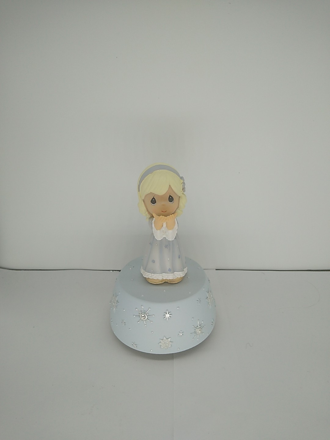 Precious Moments Music Box “Silent Night” (missing glass star)