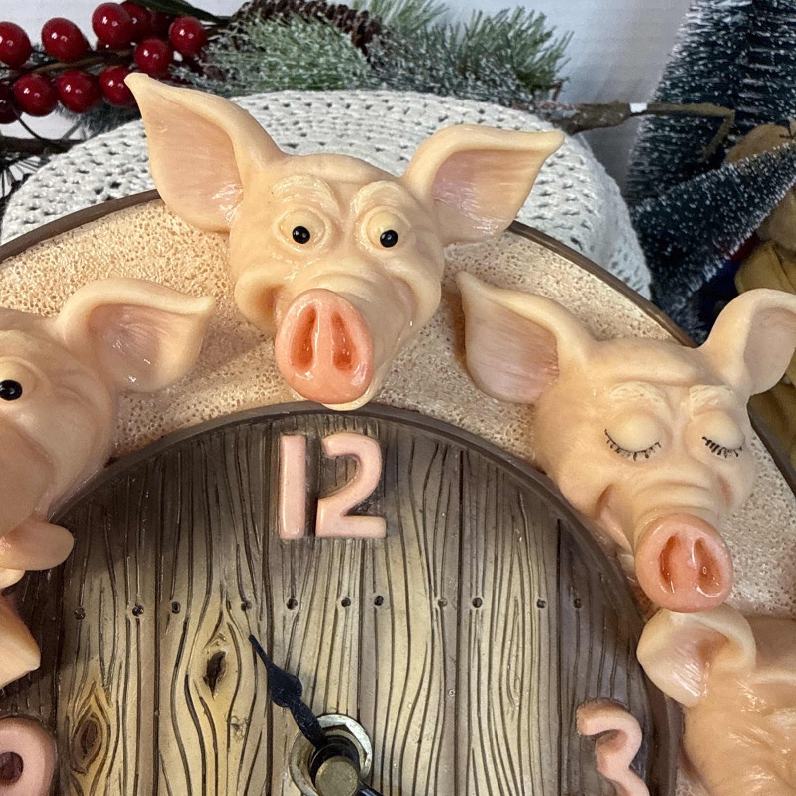 Resin Piggin Wall Clock By David Corbridge 8 Inch Vintage. RARE WORKS