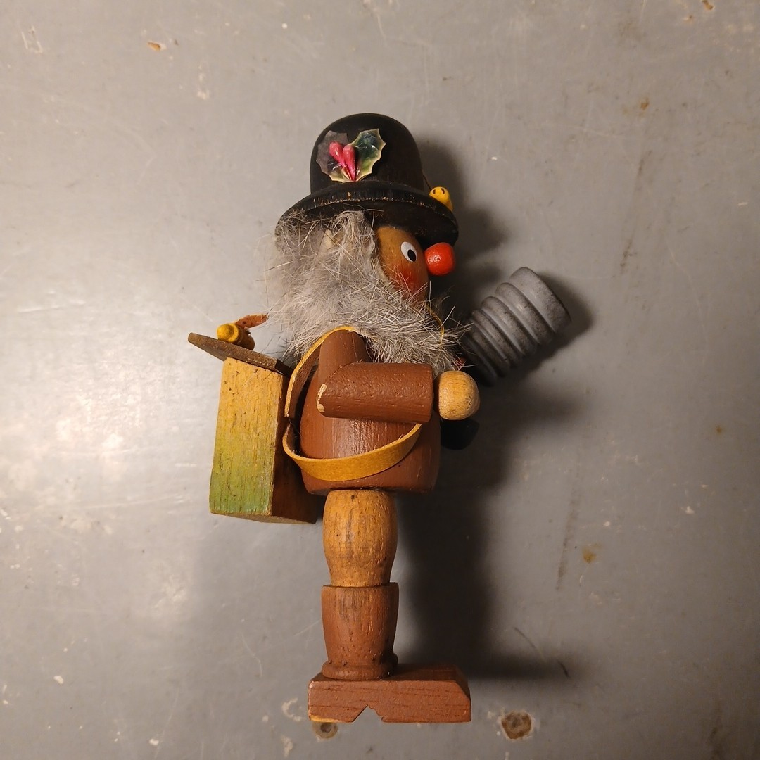 Vintage Set of 3 Handmade Wooden Peg Folk Art Figurines 4.5–5.5″ Eastern Europe