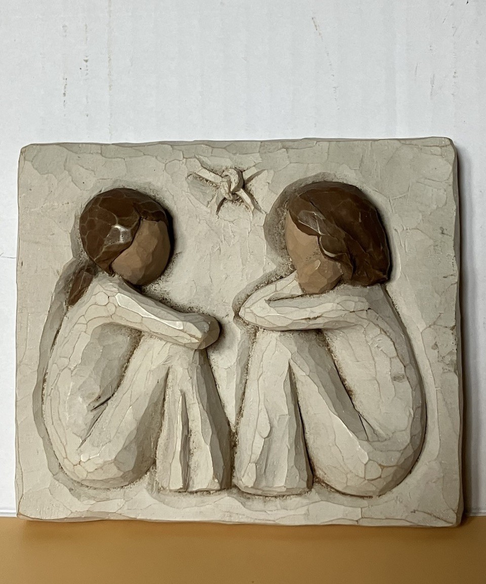Willow Tree Wall Plaque Sculpture “Friendship” Lordi 4 X 4.75 Inches 2001