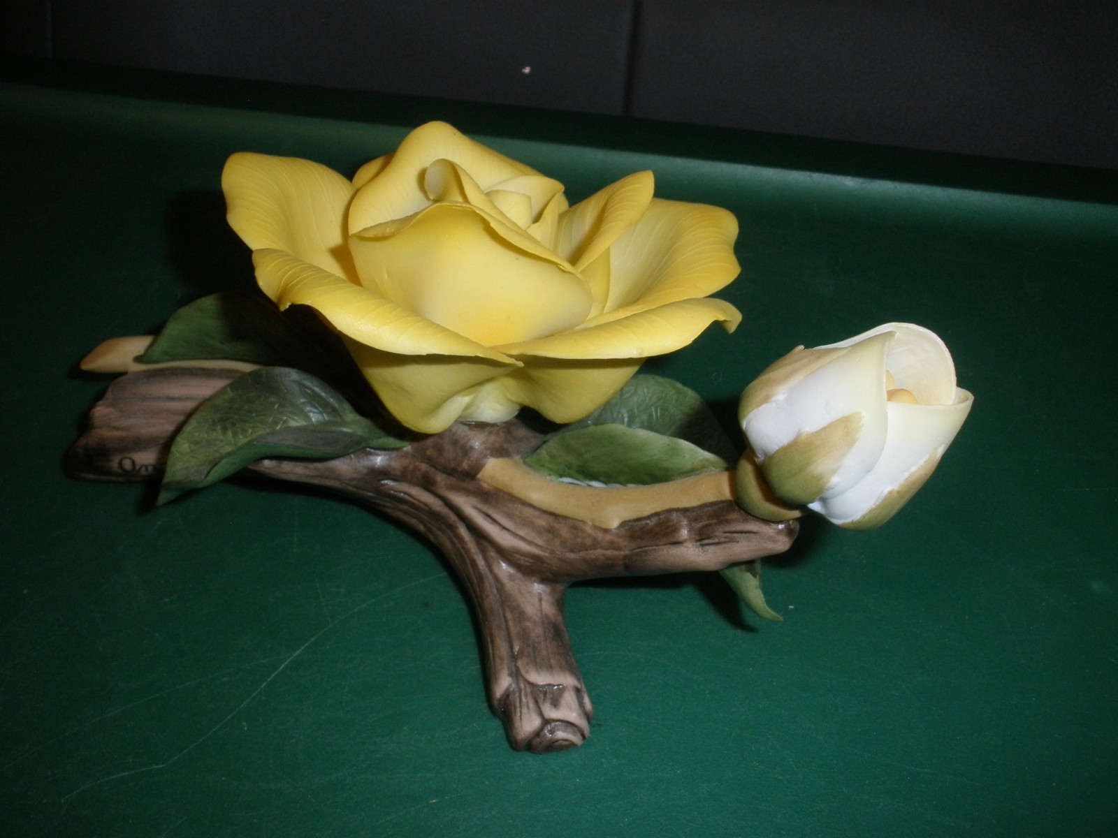 Andrea by Sadek Yellow Rose Flower Figurine Approx 6″x7″ EUC