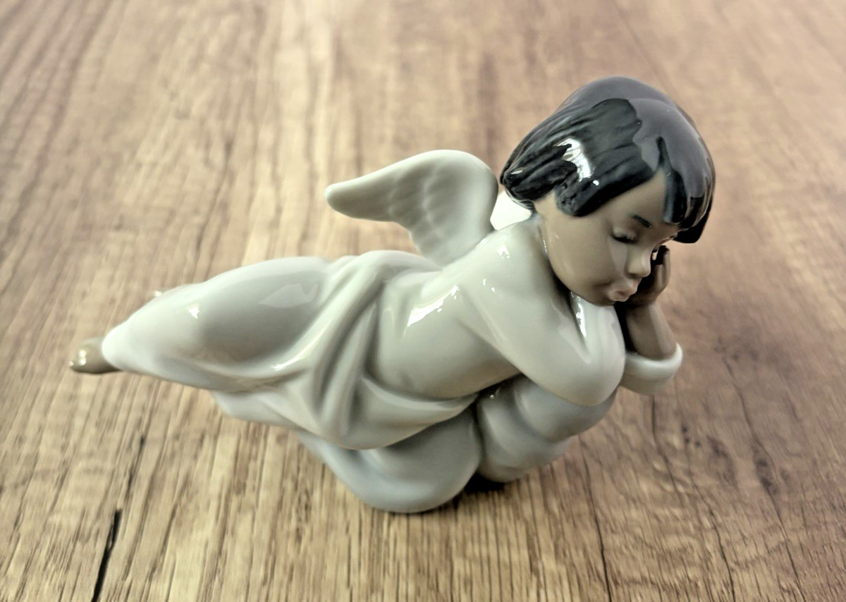 Lladro 6491 “Heavenly Dreamer” Black Legacy Collection Angel Figurine w/ Box