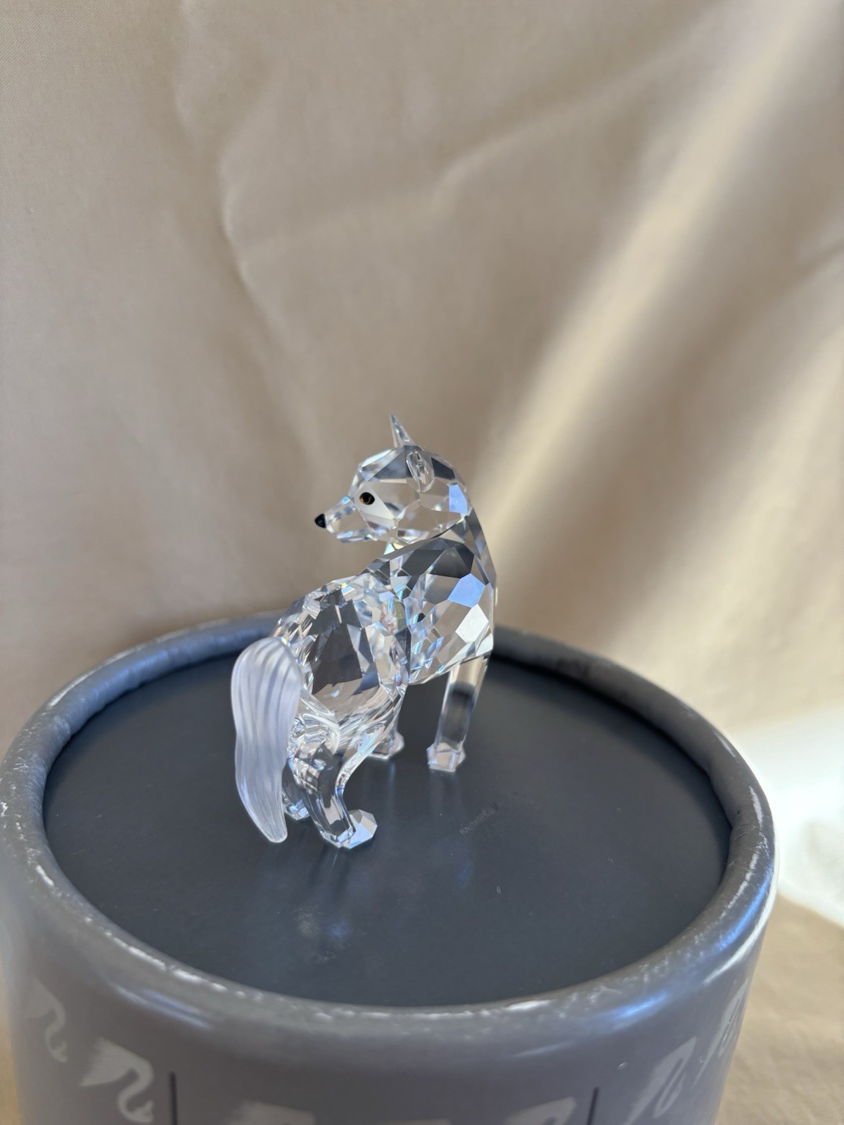Swarovski Crystal Wolf Retired With Box